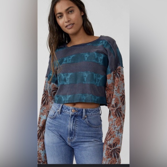 We The Free Tops - We the Free Jamie Cropped Top L New Indigo Combo